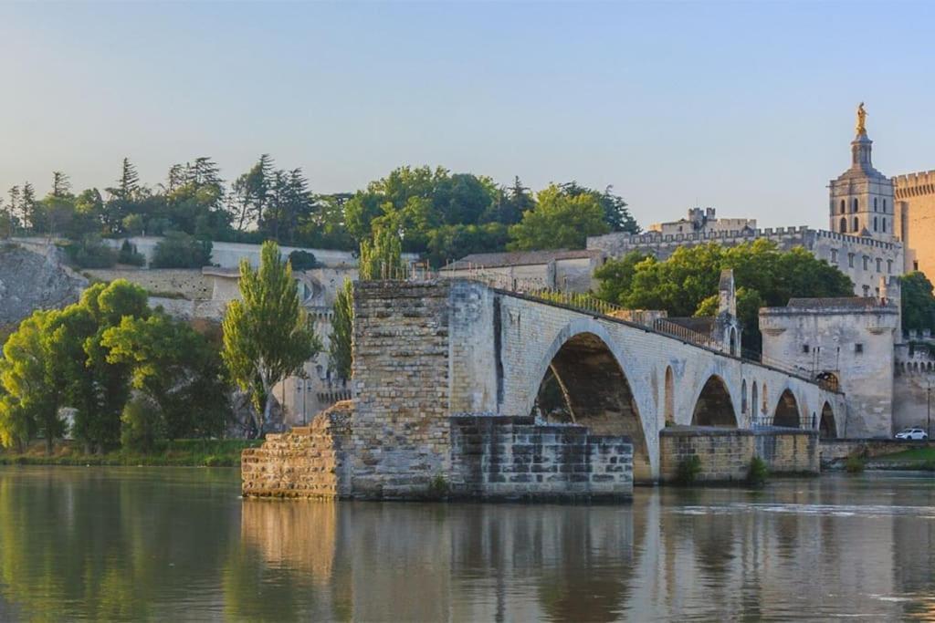Studio Avec Beaucoup De Charme Intra Muros Avignon Exterior photo
